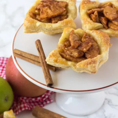 Individual Puff Pastry Apple Pies