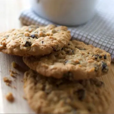 Irresistible Oatmeal Raisin Cookies That Disappear Fast