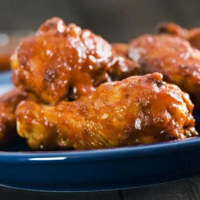 Jerk Chicken Wings With Creamy Dipping