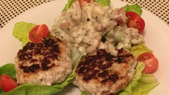 Juicy Apple-Infused Turkey Burger Recipe
