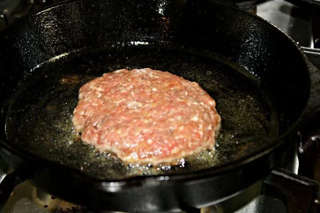 Juicy Pan Fried Burgers