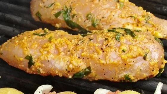Juicy Spanish-Style Grilled Chicken Breasts Recipe