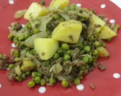 Kheema With Potatoes And Peas