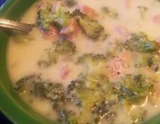 Low Carb Cheesy Broccoli Chowder