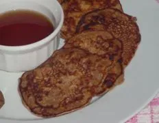 Low Fat Whole Wheat Banana Pancakes