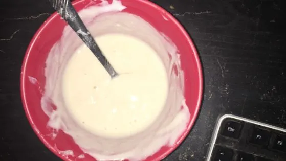 Make Your Own Single-Serve Vanilla Yogurt