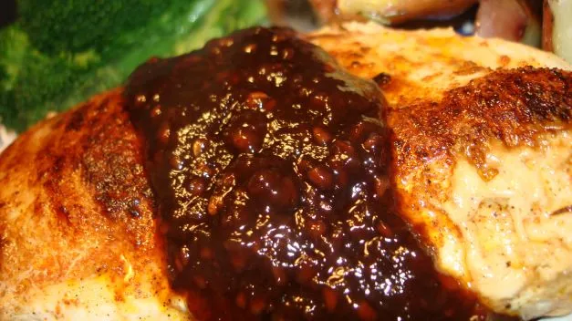 Mamas Kitchens Raspberry Chipotle Sauce