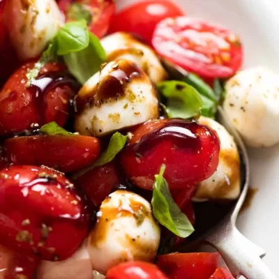 Marinated Baby Bocconcini and Fresh Tomato Salad Recipe