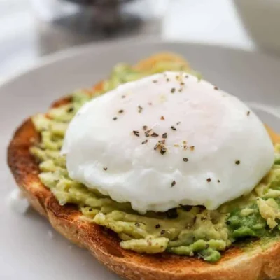 Microwave Poached Eggs