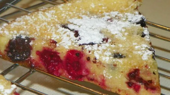 Mixed-Berry Dutch Baby