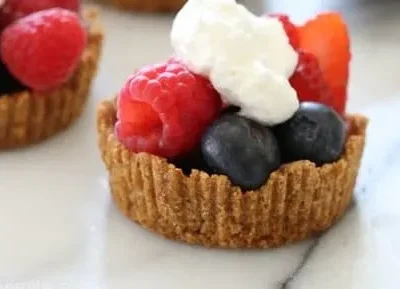 Mixed Berry Tartlet With Dark Chocolate