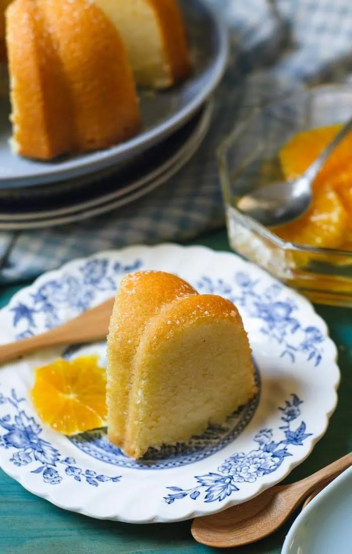 Moist Semolina Sugee Cake Recipe: A Traditional Delight