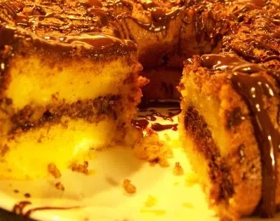 Moist Sour Cream Coffee Cake Recipe