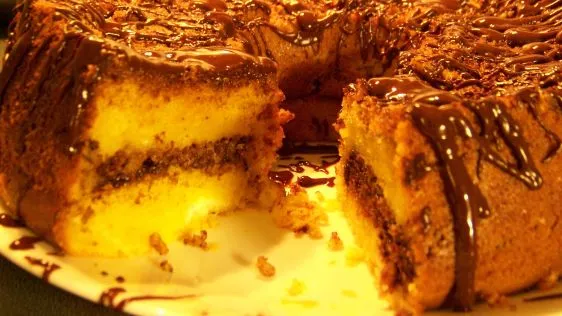 Moist Sour Cream Coffee Cake Recipe
