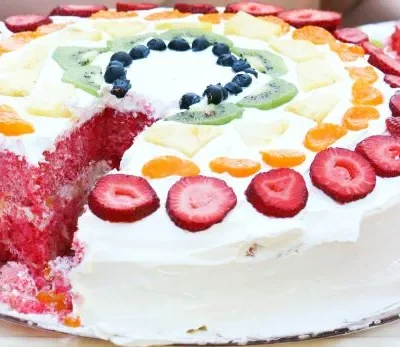 Moist Strawberry Soda Cake Recipe