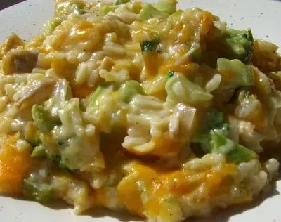 Moms Cheesy Broccoli Rice Casserole