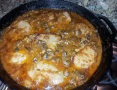 Mouthwatering Southern-Style Smothered Pork Chops Recipe
