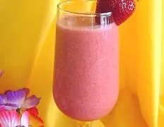 Non Alcoholic Strawberry Colada