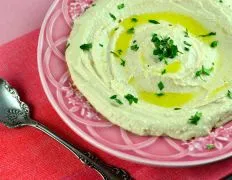 Nutritious And Delicious Homemade Hummus Recipe