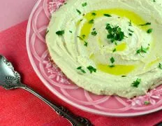 Nutritious and Delicious Homemade Hummus Recipe