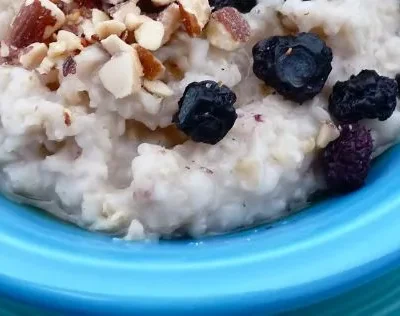 Oats And Almonds Topped With Blueberries