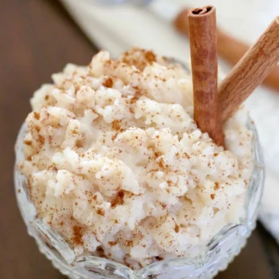 Old Fashioned Slow Cooker Rice Pudding