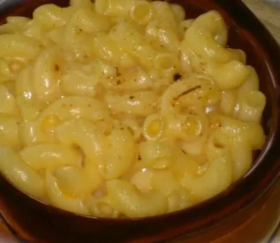 One Pot Macaroni And Cheese By