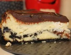 Oreo Cookie Cheesecake With Chocolate Glaze