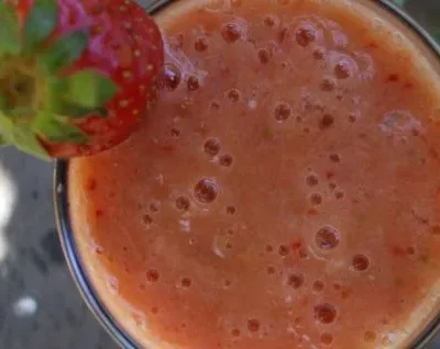 Peach And Strawberry Smoothie