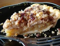 Pennsylvania Dutch Apple Crumb Pie