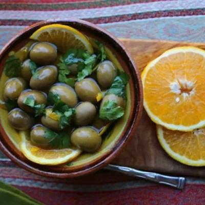 Peppery Citrus Olives