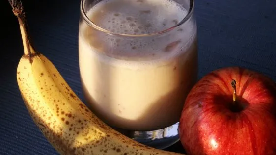 Pineapple, Apple & Banana Smoothie