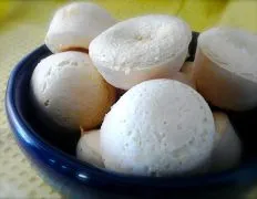 Po De Queijo Brazilian Cheese Puffs