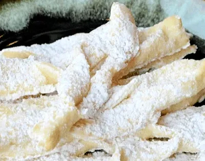 Polish Angel Wings Chrusciki