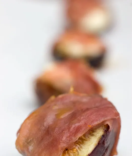 Prosciutto Roasted Figs