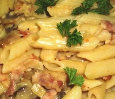 Quick And Easy Creamy Bacon- Mushroom Pasta