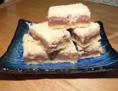 Quick And Delicious Homemade Chocolate Bar Recipe