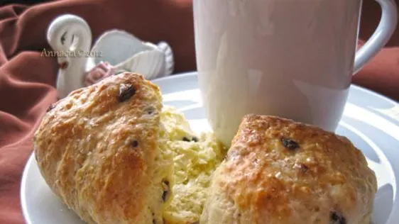 Rich Sour Cream Scones, From 1928