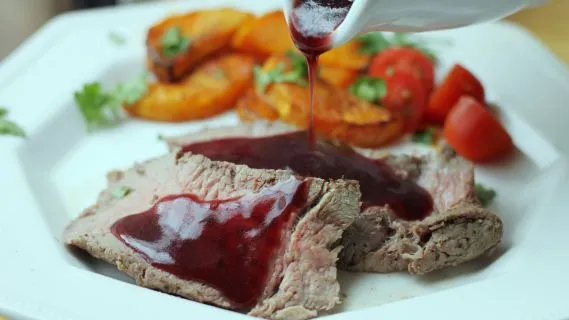 Roast Beef Tenderloin With Red Wine