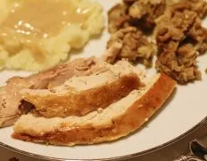 Roast Turkey With Old Fashioned Bread