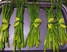 Roasted Asparagus Bundles