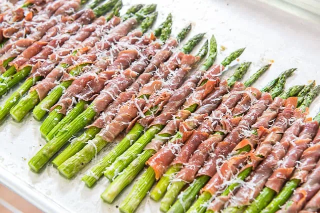 Roasted Prosciutto Wrapped Asparagus