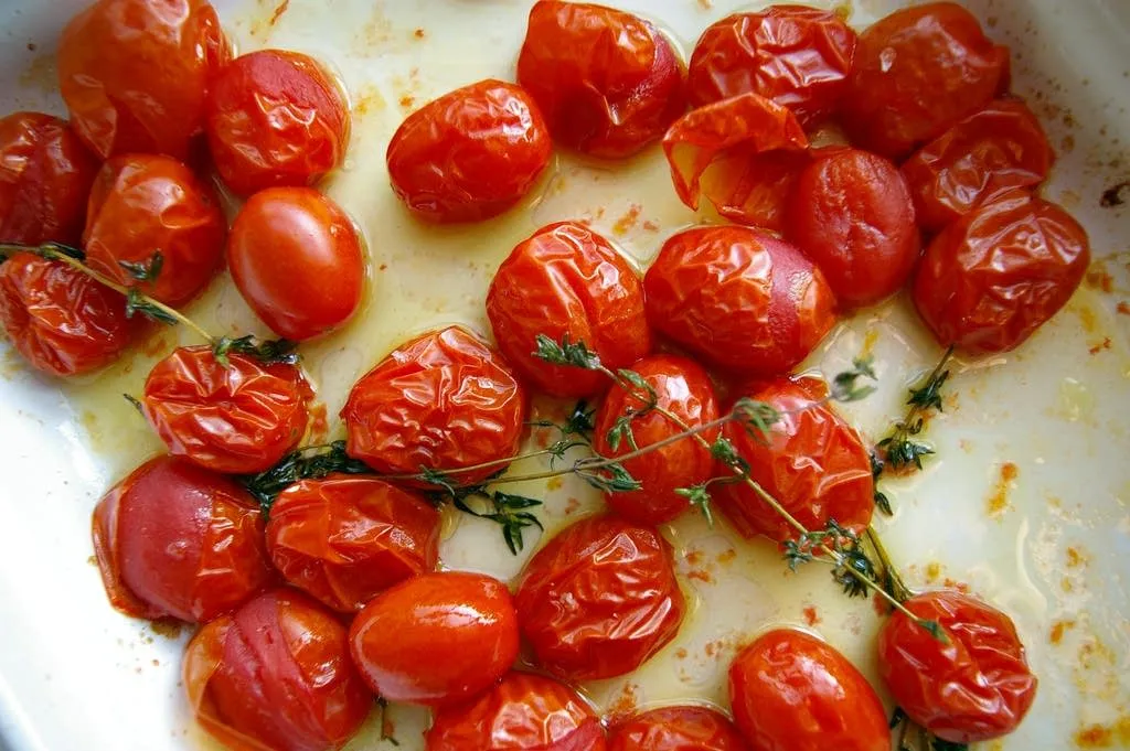 Roasted Tomato Medley: A Flavorful Side Dish