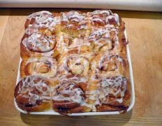 Santa Cruz Cinnamon Rolls