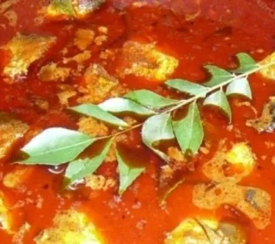 Sardine Fish Curry / Kerala Style Mathi Curry