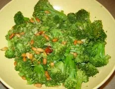 Sauted Broccoli With Garlic And Pine