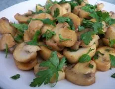 Sauted Mushrooms With Red Wine
