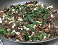 Savory Cashew Spinach Stir-Fry Recipe