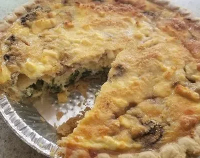 Savory Cheesy Spinach and Mushroom Quiche Recipe