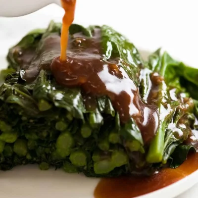 Savory Soy & Oyster Sauce Steamed Spinach Recipe